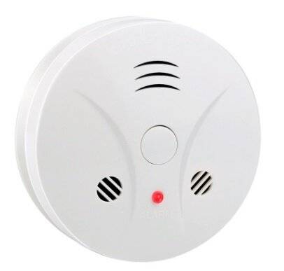 Detector De Humo Autonomo - Incluye Bateria De 9 V. - 14 Cm De Diametro Con Tarugos Y Tornillos - Marca Importado