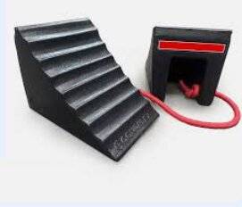 Calzas Para Neumáticos De Pvc Flexible. Estructurada Con Soga De Unión  Sin Partes Metálicas. 2 Piezas.